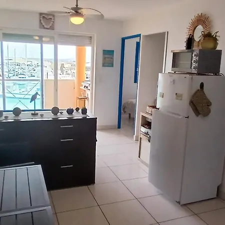 Apartment T2 Frontignan-plage, 6 Pers, Vue Port, Parking Inclus - Fr-1-785-17 *